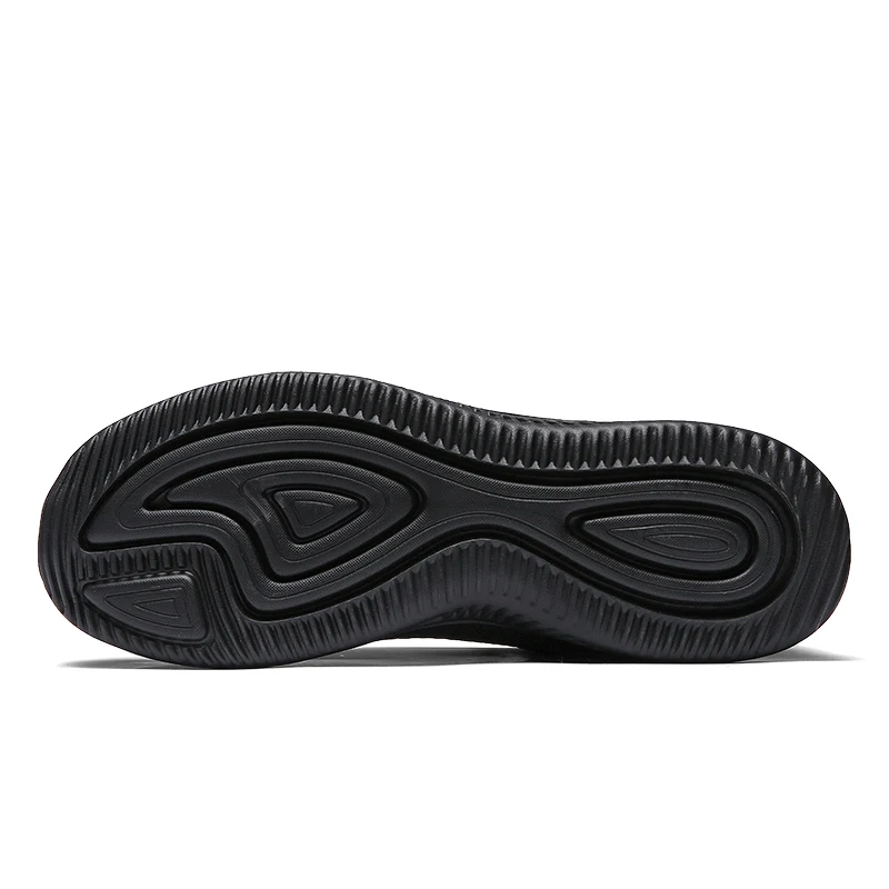 Men's lightweight walking sneakers - worn view